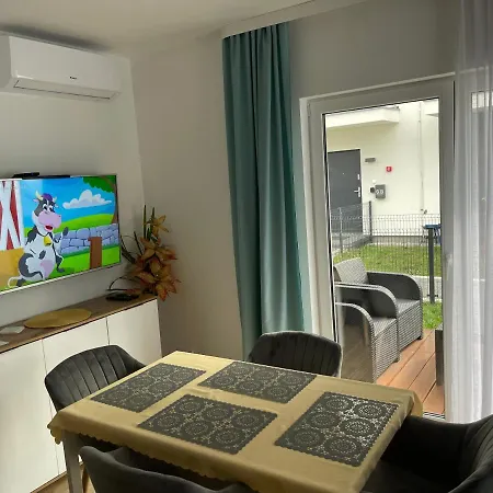 Horizon Park 1 - Balkon Taras I Parking Дзивновек